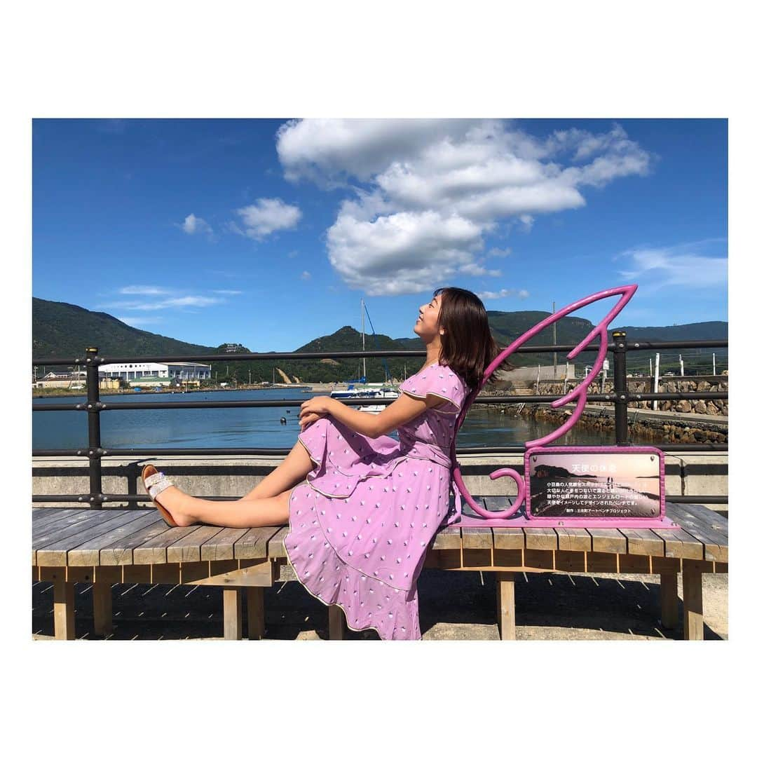 白戸ゆめのさんのインスタグラム写真 - (白戸ゆめのInstagram)「🏝 . 大切な友だちとの小豆島🌺 今は会えないけど こうして香川に 会いに来てくれることに感謝🫂 . 私の頑張れる理由のひとつ。 ありがとう🐰 早く会いたいなあ🥺🥺 . #過去pic #小豆島 #エンジェルロード #nofilter  #天使の羽 #ワンピース #マークジェイコブス  #青空 #瀬戸内海 #景色 #絶景 #今週 #地味に頑張ってる #毎日投稿  #休んでた分の #1週間 #挽回できたかな」5月7日 22時23分 - yumeno.s_