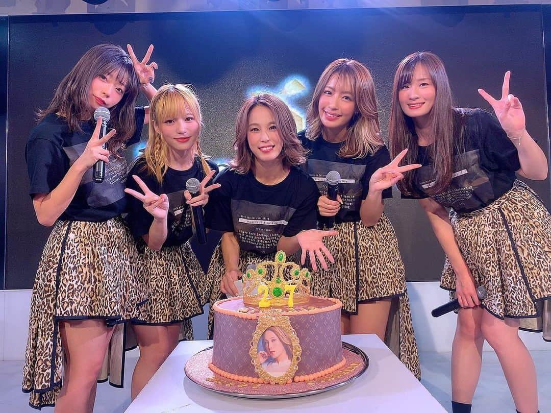 のインスタグラム：「. . リハ終わりました🙆🏻‍♀️✨ 明日は朝から入って 通したり確認したり まだまだ準備たくさんします💪🏻✨  sherbet全国11都市ワンマンツアー 初日東京公演、絶対成功させます‼️  15:30〜新宿文化センターで お待ちしています！✨ (駅から少し歩くので余裕を持ってお越しください😌)  赤T持ってる方はぜひ着てきてね❤️ サイリウム持ってる方は赤振ってね♪  来られない方は アーカイブ付きのチェキご購入者限定 YouTube配信あるのでぜひそちらで お楽しみください❣️ ネット決済は当日の14:00まで⚠️  当日券もご用意しております！😍 ¥2,200 (※物販で使える¥1,000のクーポン券は 付きませんのでご了承ください。)  sherbetらしく元気にかっこよく みなさんに興奮と笑顔をお届けできるステージにしますので ぜひお楽しみくださいね❤️！  みなさまのご来場、 sherbet一同お待ちしています☺️✨ お気をつけてお越しください🙏🏻 . . . -------------------------------- 【5月のイベントスケジュール】 . ♧ 5月8日(土) sherbetワンマンツアー@東京 ♧ 5月9日(日) 東京Lily団体撮影会 ♧ 5月11日(火) sherbet定期トーク配信 ♧ 5月15日(土) RISE on ABEMA ♧ 5月15日(土) sherbetライブ ♧ 5月16日(日) sherbetライブ ♧ 5月18日(火) sherbet定期トーク配信 ♧ 5月20日(木) 東京Lily個人撮影会 ♧ 5月22日(土) Can-on!ライブ ♧ 5月22日(土) RISE計量(配信) ♧ 5月23日(日) RISE149 ♧ 5月25日(火) sherbet定期トーク配信 ♧ 5月29日(土) パチンコ来店@三重 ♧ 5月30日(日) sherbetライブ . -------------------------------- 【きよちゃん情報】  🎠5月8日(土)〜sherbet 11都市全国ワンマンツアー がはじまります‼︎東京公演&パス予約受付中！  🎠デジタル写真集『いちばん星みつけた』発売中！  🎠清瀬の公式YouTubeチャンネル 　『清瀬とこの夜』ができました！ 　チャンネル登録よろしくお願いします ❁  🎠2月からsherbetの派生ユニット〈Can-on!〉 としても活動していきます！Twitterとshowroom をやってます！応援よろしくお願いします☺︎！ -------------------------------- 【SNS】 ❤︎ Twitter  ❤︎ Instagram ❤︎ YouTube 「#清瀬とこの夜 」 ❤︎ Tiktok ❤︎ 17ライブ -------------------------------- . . #清瀬汐希 #sherbet #canon #インスタグラビア #グラビア #グラドル #奇跡の美神ディテール #follow #followｍe #likeforlikes #gravure #ootd #japanesegirl #instagravure #instagood #扎心了 #东京 #tokyo #萌 #粉我 #좋아요환영 #赞 #偶像」