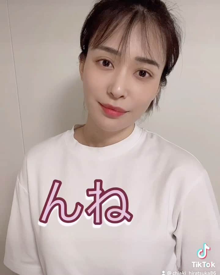 のインスタグラム：「tiktokアップしましたー！ 方言英会話４💐 基礎中の基礎をアップしていませんでした！ どうぞ💐 英語✖︎山形弁（米沢弁） . . #英会話 #方言 #山形県 #米沢市」