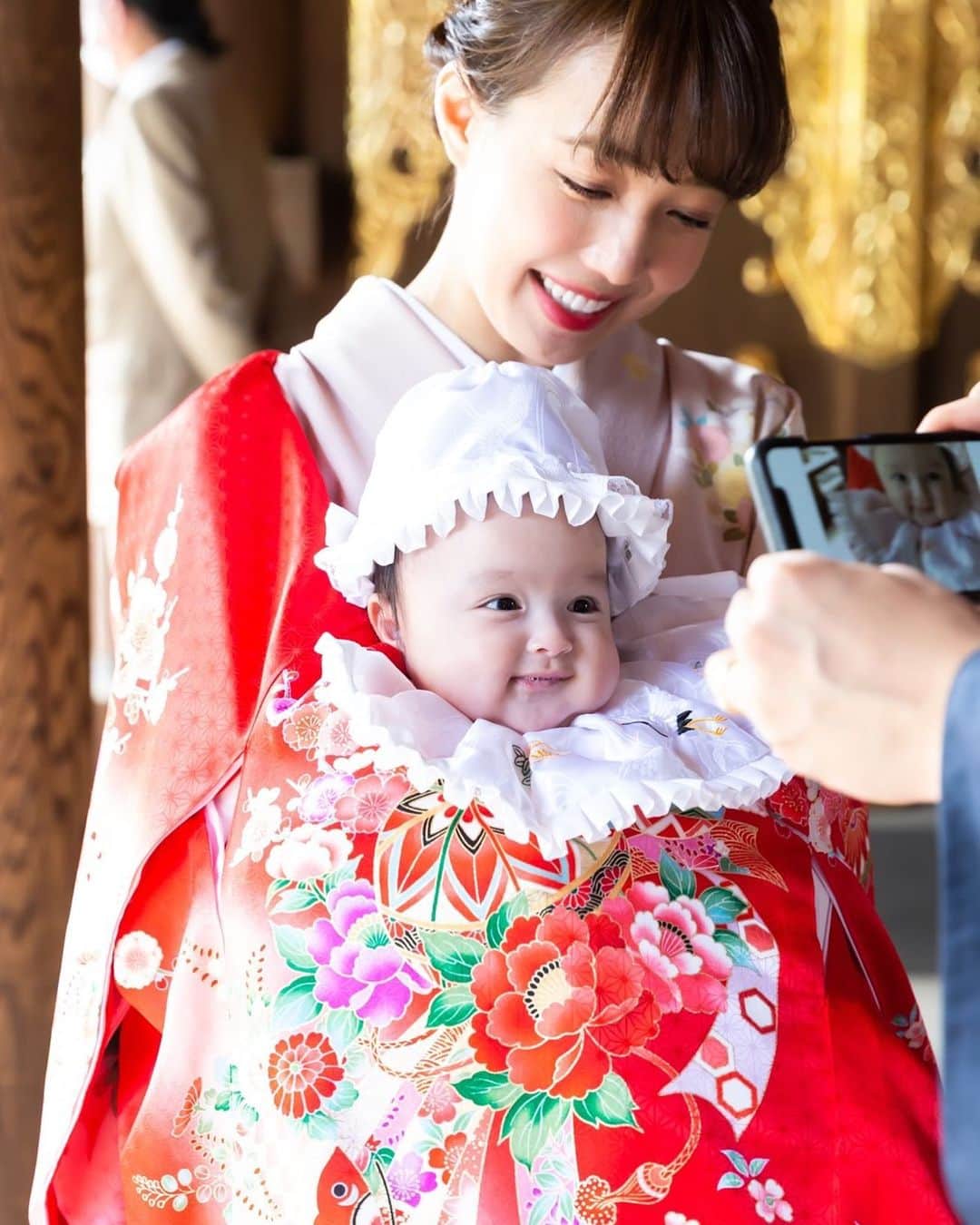 アレクサンダーのインスタグラム：「初参りの写真❤️ が出来上がったみたい^_^  #初参り」