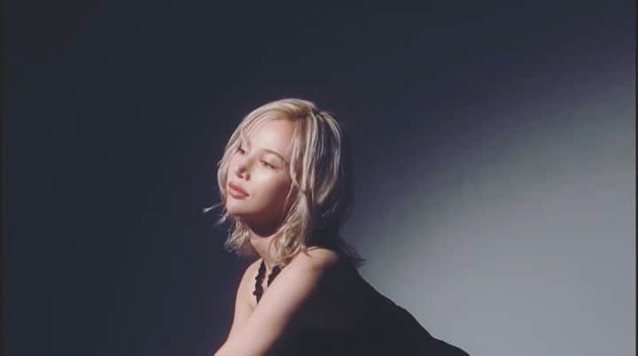 水沢アリーのインスタグラム：「🖤  #Tokyo #shooting」