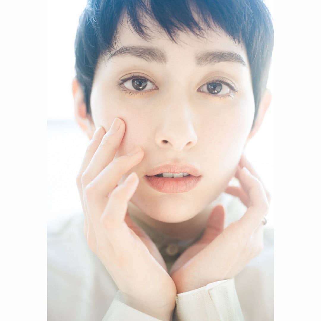 のインスタグラム：「_﻿ thanks﻿ @sakaitakahiro_﻿ @idolmakekind﻿ @chie_make_up」