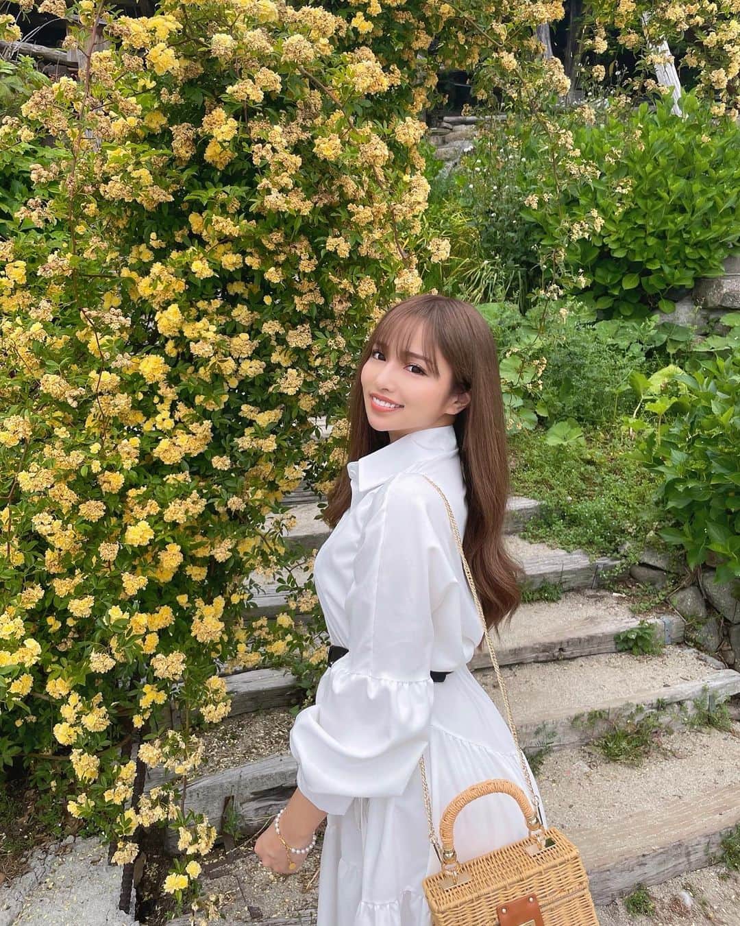のインスタグラム：「久しぶりに長くした👩🏽💛 @lapis_takumi」