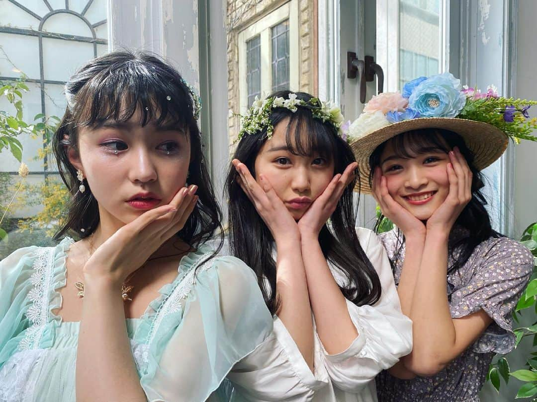 ニコ☆プチさんのインスタグラム写真 - (ニコ☆プチInstagram)「妖精が3人🧚‍♀️💗💗💗 . . #川合菖蒲 #中山あやか #森崎美月 #ニコプチ」5月8日 17時34分 - nicopuchi_official