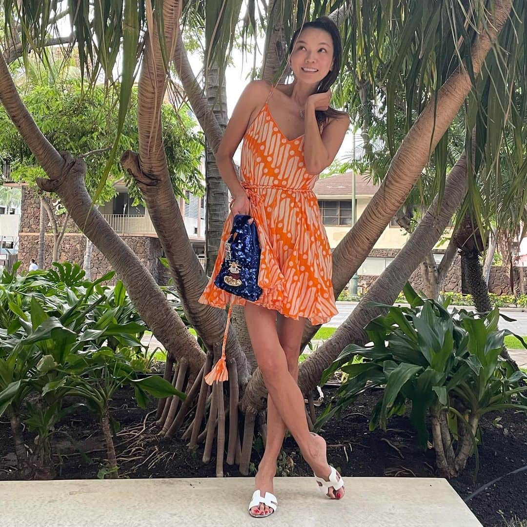 のインスタグラム：「I’m a creamsicle 😊  今日の気分😊明るい色が着たくて😘  #takakoworldstylin🌎 #takakohawaiistylin🏝 #lifestyle #ハワイ#hawaii#yokawao#和央ようか」