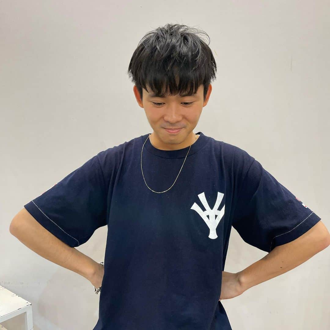 オカモトレイジのインスタグラム：「髪切った✨🌈  PUFFYのTシャツ、25年経ってもずっとカッケーのカッケー😋」