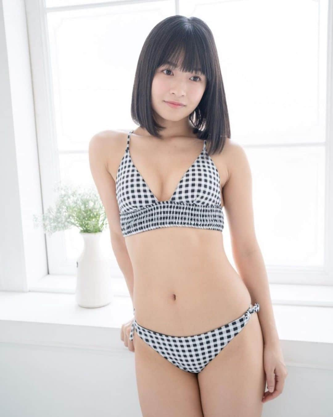 百川晴香さんのインスタグラム写真 - (百川晴香Instagram)「インスタグラビアvol.321👙深夜のおやすみなさい🙋‍♀️💕 #japanesegirl #cute #followme」5月9日 2時40分 - momokawaharuka