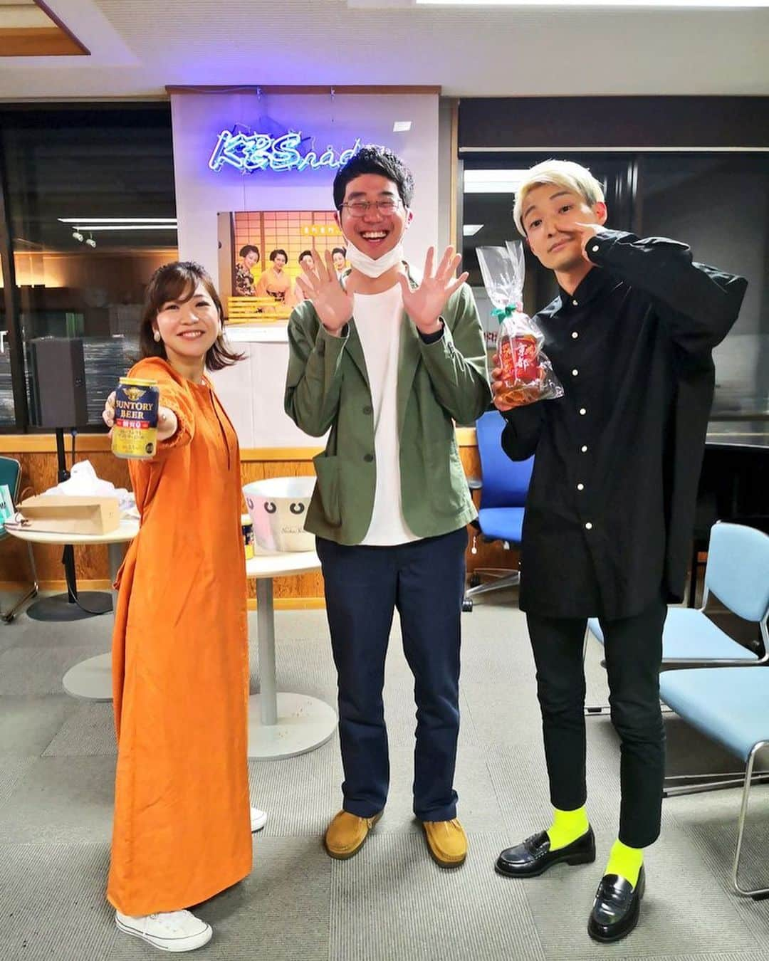 山田健人さんのインスタグラム写真 - (山田健人Instagram)「#ラニ鼻 なおかつさんコーナーのご飯とお酒が美味しく中村さんから遅めの誕プレ京都のウイスキーをいただき即興で名曲を作り罰ゲームでギターと喧嘩し森本マネージャーが感動エピソード披露して山本さんが髪について語る....etc 愉快な夜でした。 是非ともradikoでタイムフリー視聴 是非とも！！」5月9日 14時19分 - runnykento