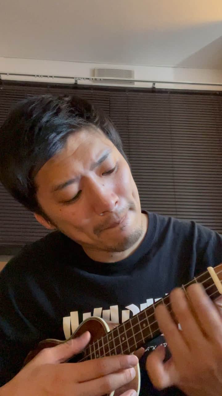 岸本卓也のインスタグラム：「猫いい歌」