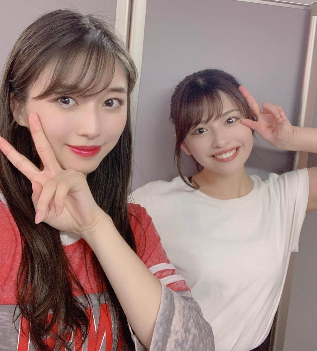 牧野真莉愛さんのインスタグラム写真 - (牧野真莉愛Instagram)「♡ ♡ ✨🎵Hello! Project 2021 春 「花鳥風月」🎵✨ 2021.5.9🐰川口公演 🎀 ❤今日の金澤朋子ちゃん🐰❤️ リハーサルの時、朋子姉ちゃんに歌を教えてもらった。 かなとものパートじゃないのにめちゃ上手かった。 ♡ ♡  #HelloProject #juicejuice #金澤朋子 ちゃん❤️ #モーニング娘21  #牧野真莉愛」5月9日 22時17分 - maria_makino.official