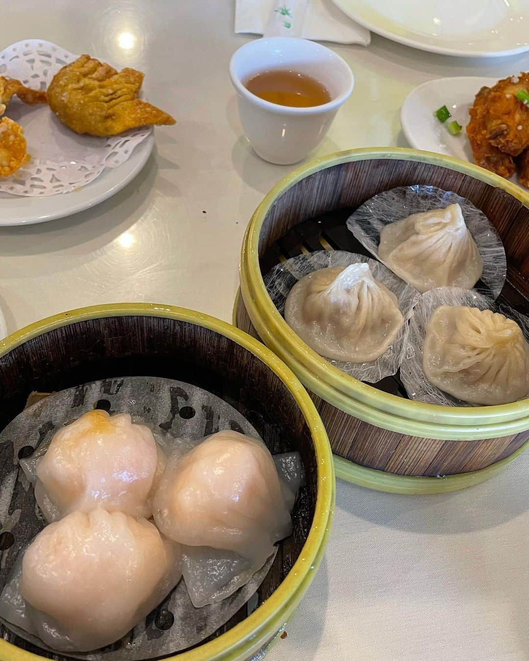 和央ようかさんのインスタグラム写真 - (和央ようかInstagram)「After vaccine 💉... Dim sum life 🥟👍😊😜Yammy 😋  ワクチン💉から近くのチャイナタウン、飲茶🥟に直行、 お決まりの食べ過ぎ😜👍美味しゅうございました😊  #takakoworldstylin🌎 #takakohawaiistylin🏝 #lifestyle #dimsum #飲茶#yokawao 和央ようか」5月9日 15時25分 - yokawao0215