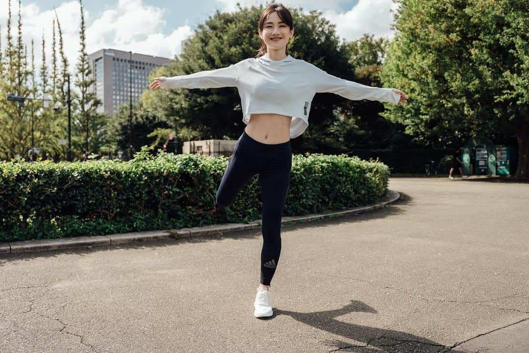 湯田友美のインスタグラム：「5月の目標🤲 友情のために毎日2km以上走ること👭 #runforthefriendship #connectthrusweat  コンディショニングを見直して、自分と周りの人の体をより快適なものにすること🤲 @bodyupdation @bright_body_inc   質問🙏皆さんはコンディショニング(ストレッチ、体操、筋トレなど)行っていますか？  コンディショニングで自分の可能性を広げること、体を使って遊ぶことは、ランニング同様本当はとっても楽しいこと 私は、楽しい！と気づかせてくれるトレーナーさんと出会えてきたから、スポーツを続けてこれたと思います🤲  こんな時だから、自分の入れ物(体)を快適にしておくことで、多少のストレスには負けない心と体が作れますよ✊🏻✊🏻  ランニング・コンディショニング、1人だとやる気出ないーって方、ぜひ一緒に5月頑張りましょう🤲☺️🌿  #コンディショニング #brightbodyinc」