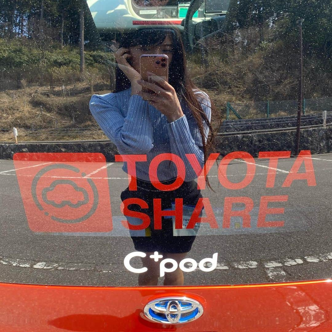 あいみさんのインスタグラム写真 - (あいみInstagram)「TOYOTA C+pod  比叡山にてTOYOTA SHARE 体験してきました🤗  ▶️ https://youtu.be/hDcjOicFFx0  トヨタ自動車さんの「C+pod（シーポッド）」 最新鋭の超小型電気自動車❗️  一般販売されていないこの車を4/1から、比叡山で借りれるサービスがスタート😳  お店での手続き不要✨カギの受け渡しもなく（キーレス）、スマホのアプリだけで予約から精算まで全部の手続きが完了しちゃうなんてすごすぎ😳  #TOYOTA #Cpod #電気自動車 #カーシェア #レンタカー #比叡山 #ドライブ」5月9日 20時32分 - aimi_feti