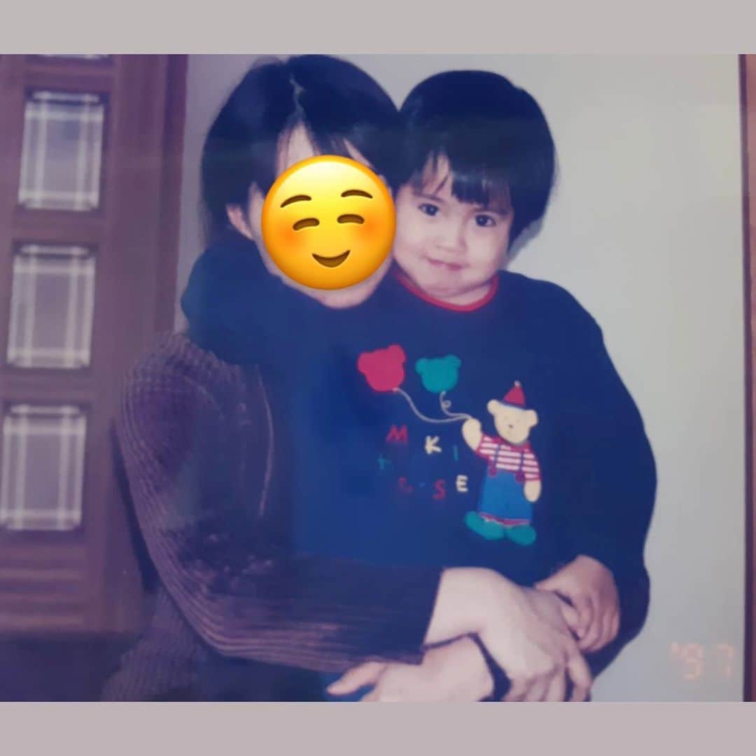 片寄涼太のインスタグラム：「Happy Mother’s Day!!  Thank you so much for the constant love🙏✨ There’s going to be much more coming in the future and I would like to thank you all for your continued support!!  いつもたくさんの愛をありがとう✨ これからもたくさん心配をかけますが どうか元気に見守っていて下さい‼️  皆さまのお母さまや母のように慕う大切な方々に言葉を送ってみてくださいね！」