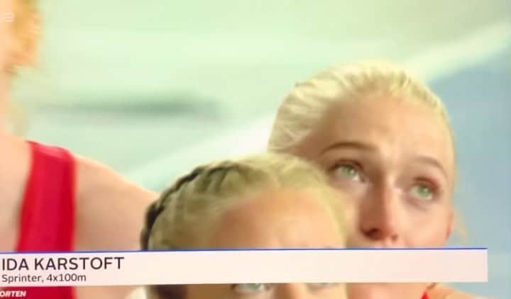 イダ・カーストフのインスタグラム：「Girls 🤍」
