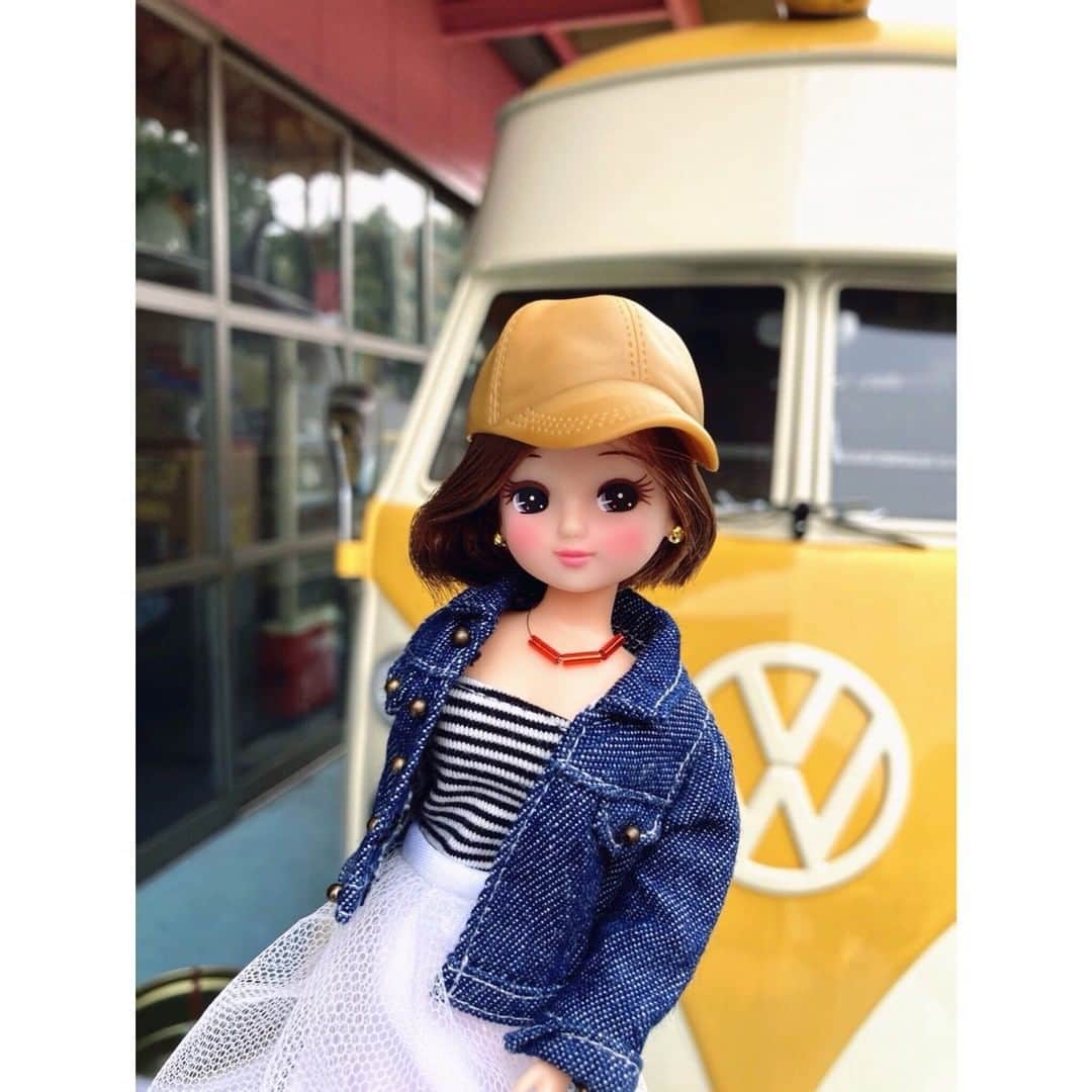 リカちゃんさんのインスタグラム写真 リカちゃんinstagram Today S Outfit Has A Border Print Innerwear And A Denimjacket ボーダーやデニムジャケット を合わせた ヘルシーコーデ には キャップ や真っ赤な ネックレスで遊び心をプラス おしゃれが