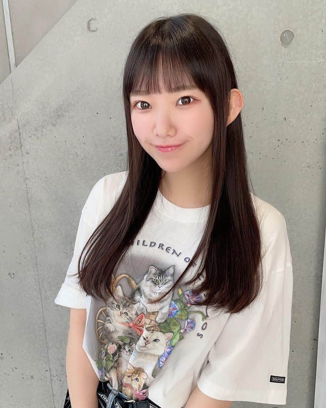 長澤茉里奈さんのインスタグラム写真 - (長澤茉里奈Instagram)「️💇‍♀️ アフィーロでヘアメンテナンス🥺 髪の毛10センチくらいカットしてもらって、トリートメントで超さらさらに💆‍♀️喜喜  髪の毛きれいすぎて誰にも会わずに家に帰るの寂しかったけど、家で猫が可愛いって言ってくれた(気がする) 小吉さんいつも美髪をありがとうございます😭🙏✨ アフィーロ歴5年目長澤です🍜  #アフィーロ#渋谷ヘアトリートメント#トリートメント#ストレートヘア」5月10日 18時50分 - marinanagasawa1008