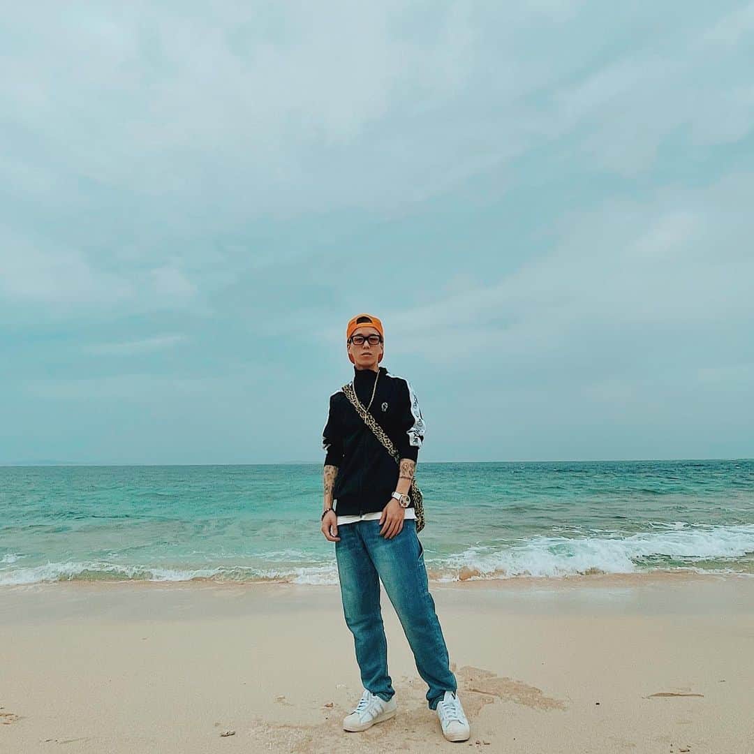 JP THE WAVYのインスタグラム：「Tour Life🌺🛸🌊」