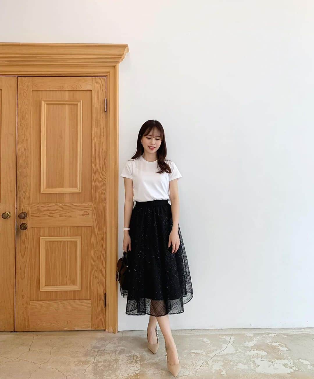 ハンナミのインスタグラム：「✨  色違いの black🖤  新作発売は 5/14(金)21:00〜です ! @eneu.official」