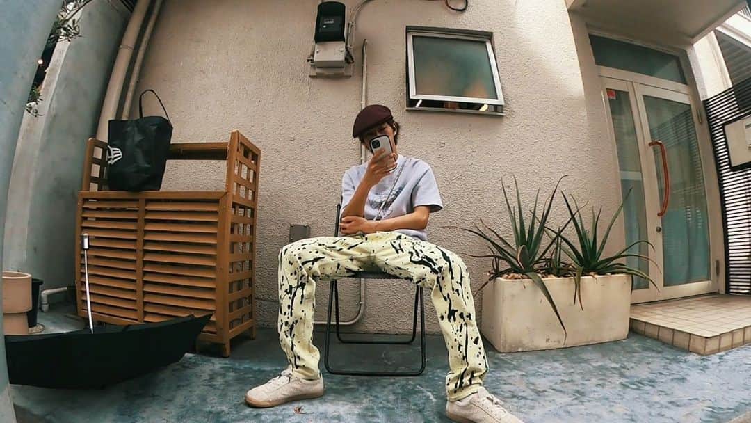 のインスタグラム：「☂️💺🌻 @goprojp」