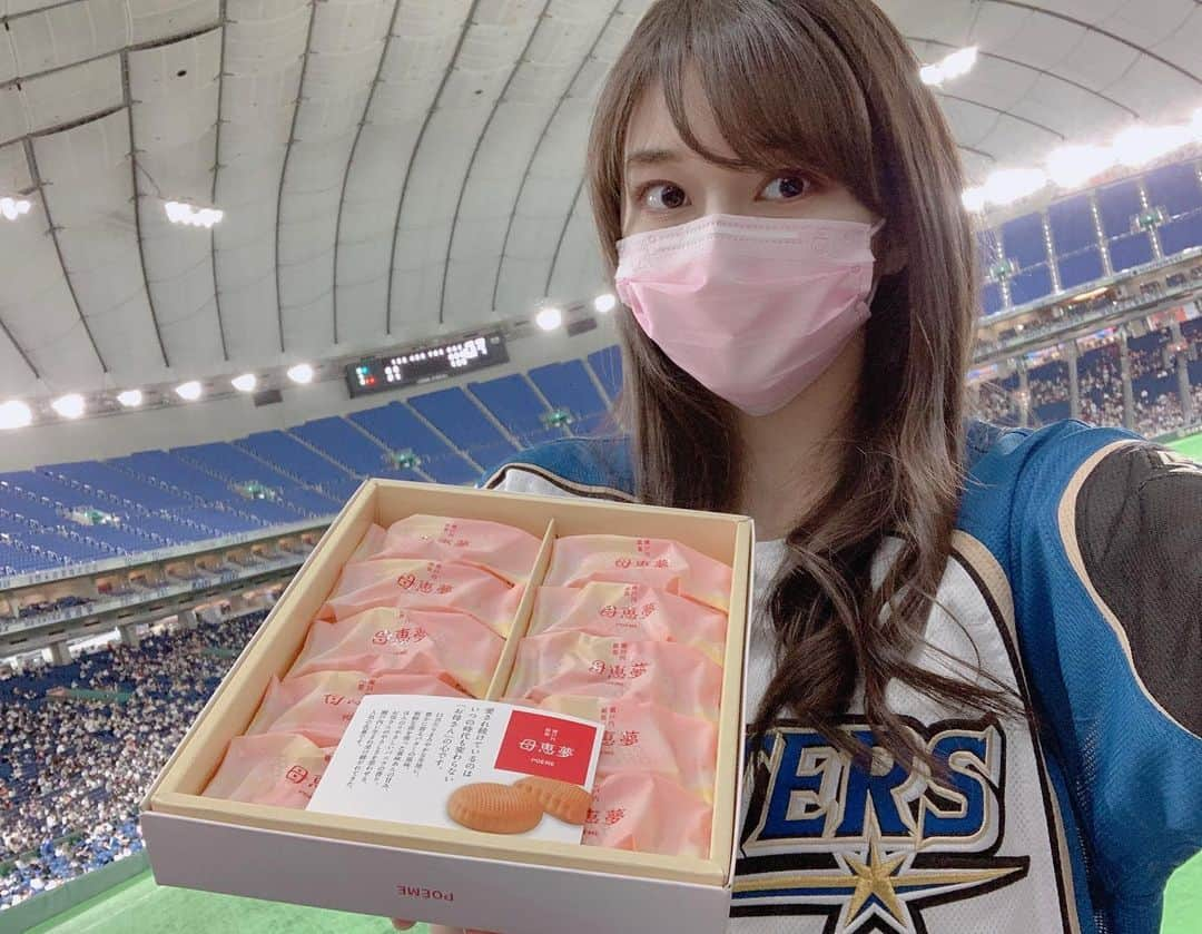 牧野真莉愛さんのインスタグラム写真 - (牧野真莉愛Instagram)「♡ ♡ 5/11･12⚾️vs.オリックス @東京ドーム “北海道愛は、とまらない。” 🎀 ✨💖ベビー母恵夢💖✨ 姉がくれた💕💕 東京ドームへ行きましたまりあ🐰2021.4.16 つづく ♡ ♡  #lovefighters ❤️ #母恵夢 @poeme_sweetspark_official  #ベビー母恵夢 #モーニング娘21 #morningmusume21 #牧野真莉愛」5月10日 22時16分 - maria_makino.official