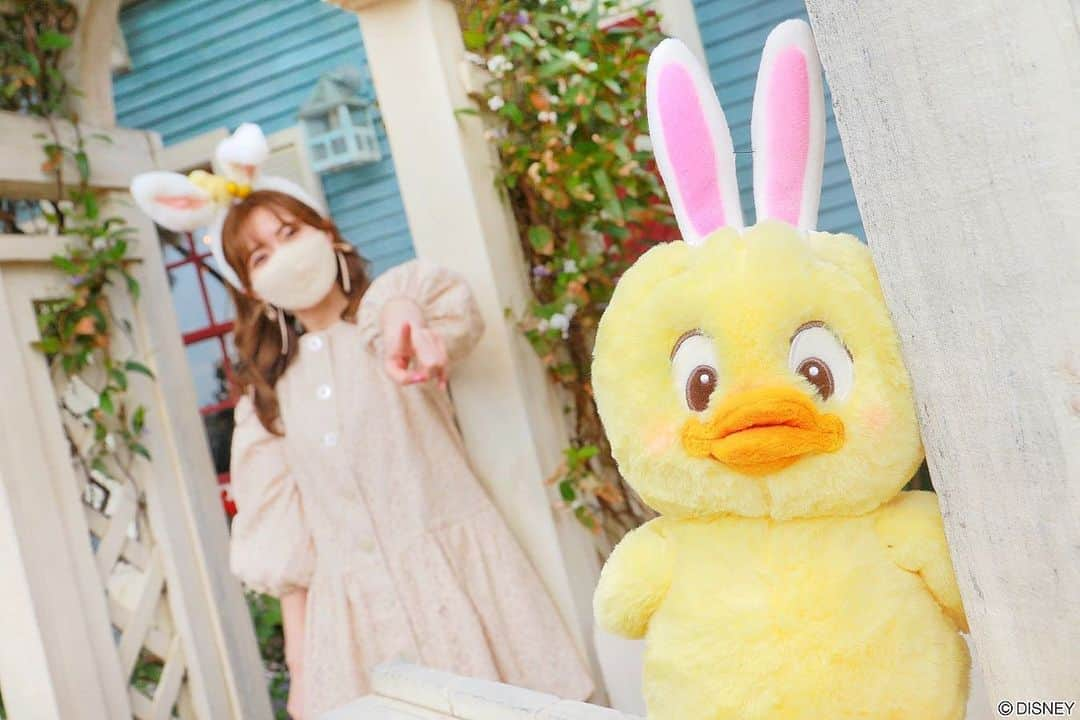 あいにゃんさんのインスタグラム写真 - (あいにゃんInstagram)「うさピヨ、見〜つけたっっ🐥💗💕💗💕 (あれ？うさたまと被ってるwww)  というわけで、 明日、5月12日〜6月30日のハーバーショーに うさピヨちゃんが登場するよ〜っ🐰🐥🌷🌼  元通りのショーやパレードはまだ見られないとしても 特別バージョンをやってくれることに 大！大！大感謝💐😭💗💕  5月は1日に2回✨ 6月には3回もやるみたい🥰🌈🌈 ショースケジュールのチェック必須だね❣️  そしてグッズも明日から発売だよっ🤭✨ うさたま🐰🥚、うさピヨ🐰🐥 両パークのイースターグッズが発売されるので 楽しみだ〜🎶🎶🎶💗💕  ※朝限定のアプリでのお買い物では イースターグッズがキャンディー🍭のみしか 購入できないので注意してね⚠️⚠️  #あいにゃんのディズニーnews #東京ディズニーシー　#ディズニーシー　#ディズニーイースター　#うさピヨ　#ハーバーショー　#ディズニーコーデ　#tokyodisneysea #tokyodisneyresort #disney」5月11日 21時13分 - ainyan_0302