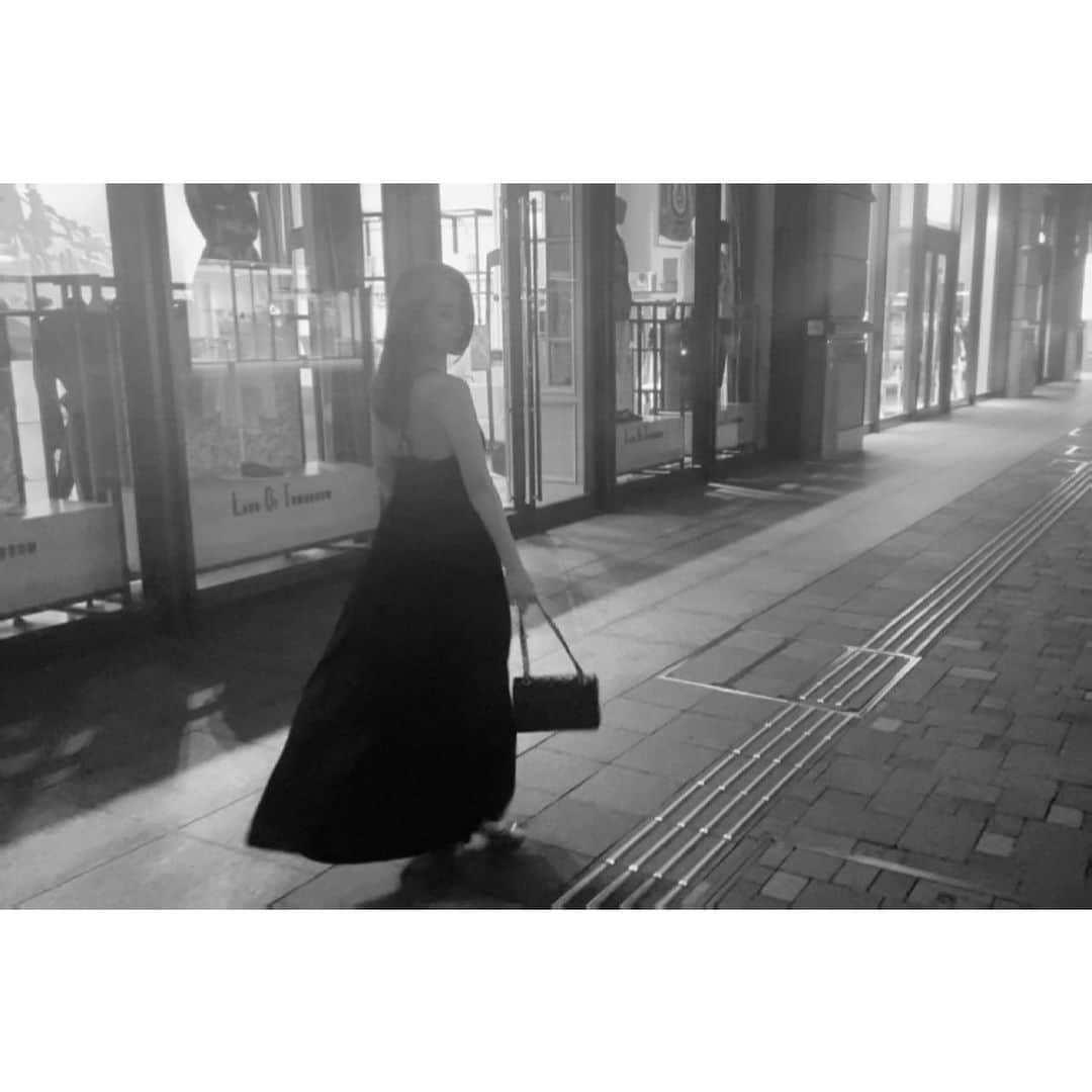のインスタグラム：「ありがとうの気持ちしか出てこない〜🕊🌙」