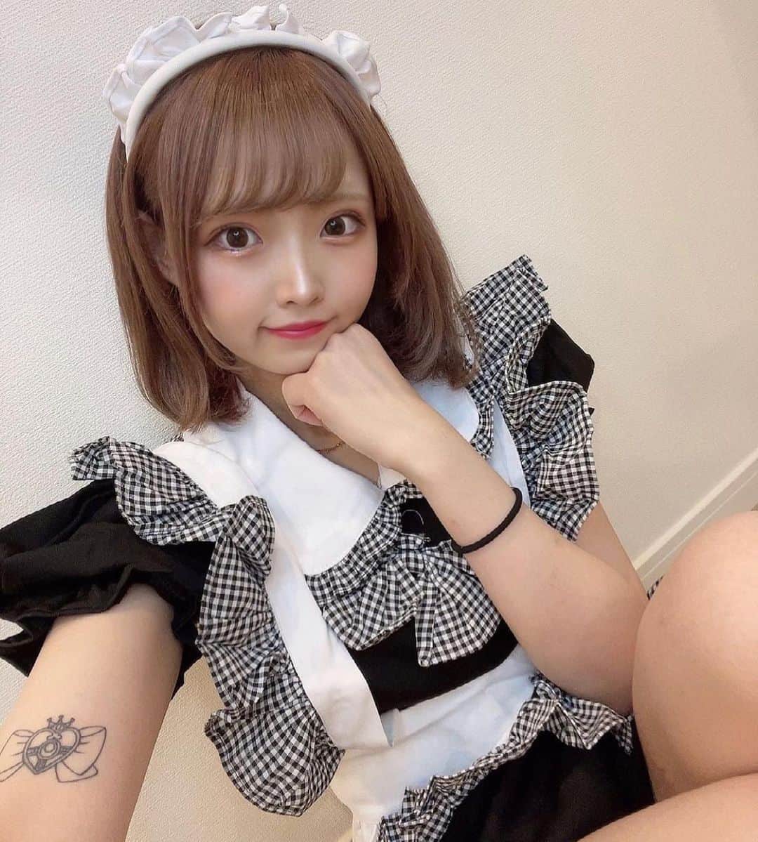 のインスタグラム：「Bizen girls tattoo #美漸ガールズタトゥー ・ #girlstattoo #刺青 #彫師 #美漸 #彫師美漸 #海老名 #中目黒 #タトゥー #東京タトゥー #tokyo #tattoo #art #fashion #bizenart #bizen #문신　#Bizentattoo  #tattooer #tattooist #tattooartist #tattooart #tattooshop #japanesetattoo」