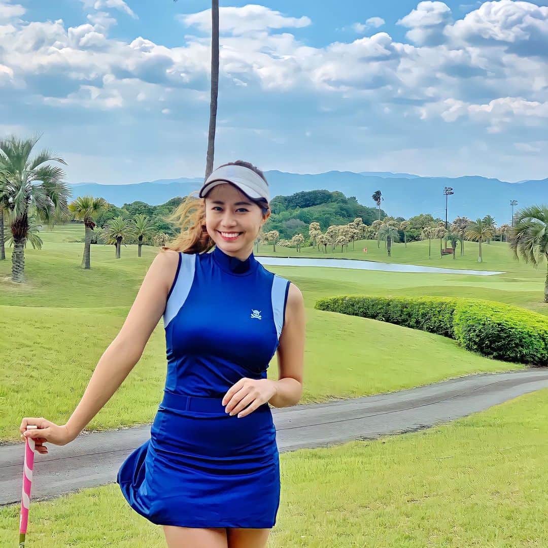 のインスタグラム：「こんばんは⭐️ . 全身 @chucuchu_official だよ💓⛳️ 2021SS✨😍 . 今日も1日お疲れ様でした❤️ .  #ゴルフ#ゴルフ女子#golf#golfgirl#golfswing#ゴルフスイング#sports#スポーツ#スポーツ女子#골프#골프여자#尔夫球#高尔夫#ゴルフウェア#golfwear」