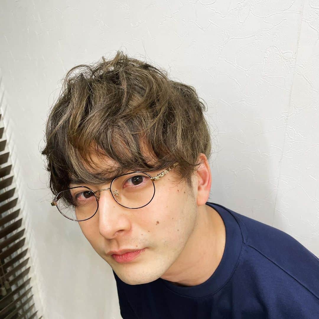 石黒英雄のインスタグラム：「💇‍♂️ #newhair」