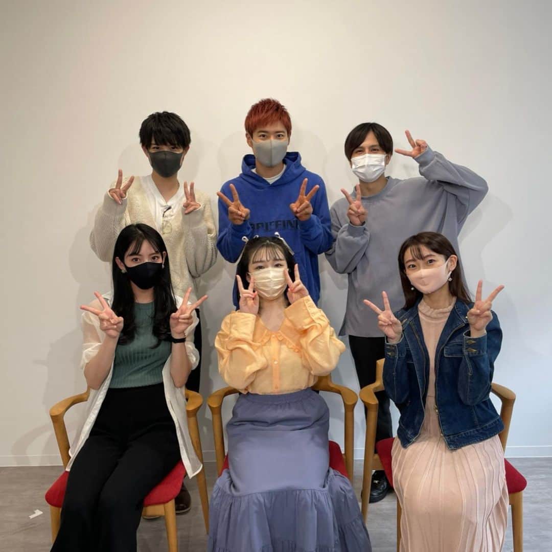 椿梨央のインスタグラム：「昨日は #1518舞台 のDVDの特典映像！特別座談会の収録でした〜⚾️ . 久々の生徒会集まった🏫 話が尽きないのなんの。🤣 笑いが尽きないのなんの。🤣 舞台上では見られない裏のエピーソド盛り沢山です💕 . 皆様DVDを是非お楽しみにして下さいね〜❤️ . . . #舞台 #女優 #俳優 #野球 #野球女子 #1518 #生徒会 #青春」