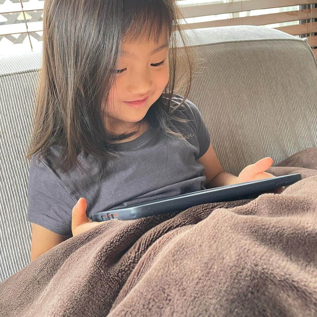 秋定麻紀子さんのインスタグラム写真 - (秋定麻紀子Instagram)「寝起きのあなたが とてもセクシーでオンナらしく 少し寂しくなった今朝。」5月11日 20時29分 - makiakisada
