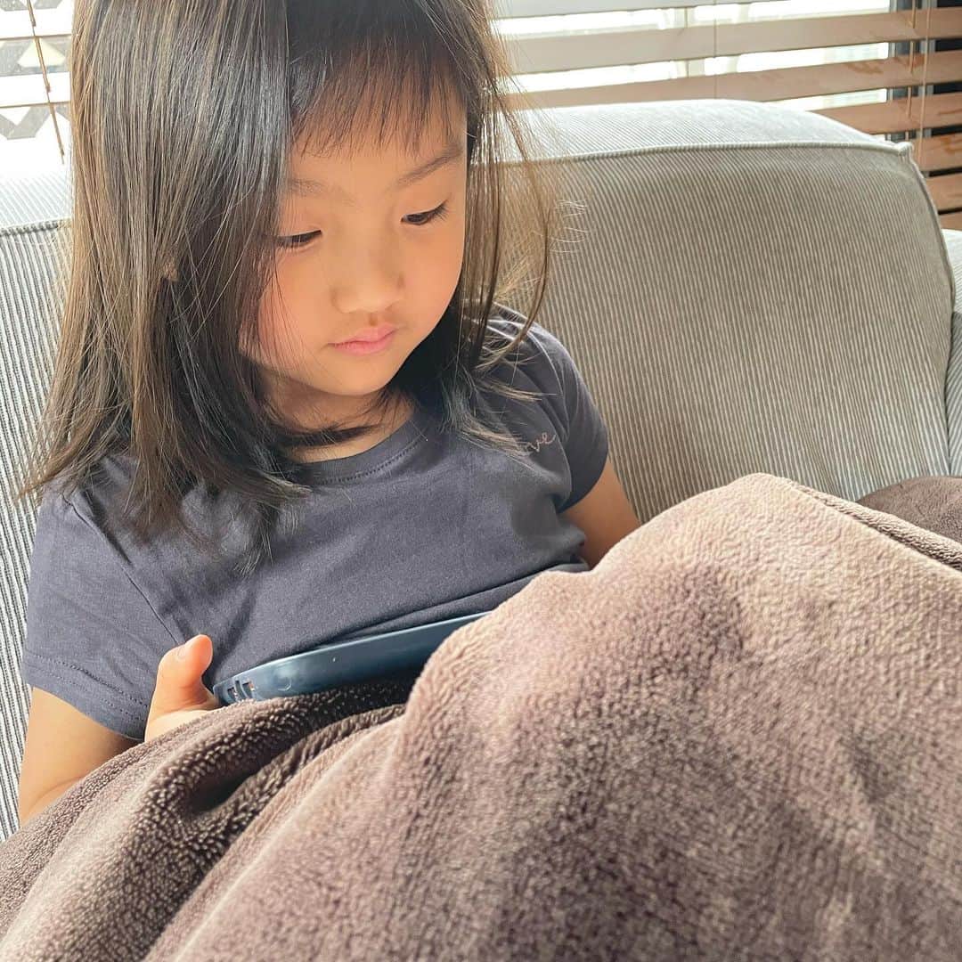 秋定麻紀子さんのインスタグラム写真 - (秋定麻紀子Instagram)「寝起きのあなたが とてもセクシーでオンナらしく 少し寂しくなった今朝。」5月11日 20時29分 - makiakisada