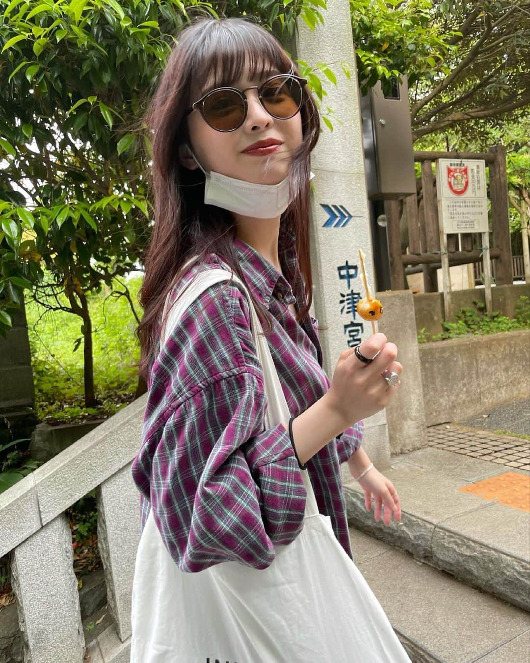 尾形璃子さんのインスタグラム写真 - (尾形璃子Instagram)「たくさん歩いて自然を見てリフレッシュな日。 お団子美味しすぎだー💫」5月11日 23時33分 - tanaka_rico