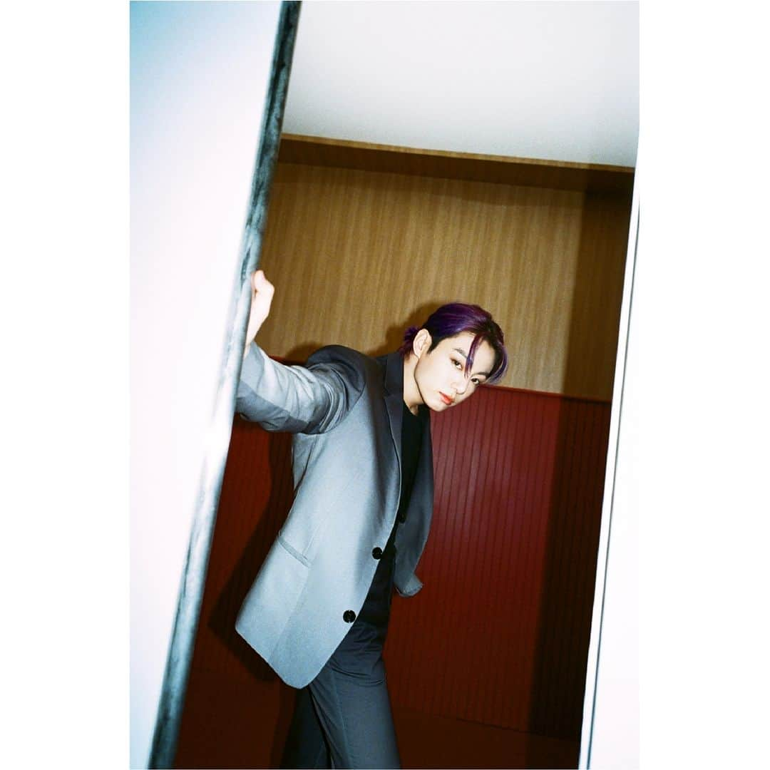 BTSさんのインスタグラム写真 - (BTSInstagram)「#BTS #방탄소년단 #BTS_Butter Teaser Photo 1 - 정국 (Jung Kook)」5月11日 23時59分 - bts.bighitofficial