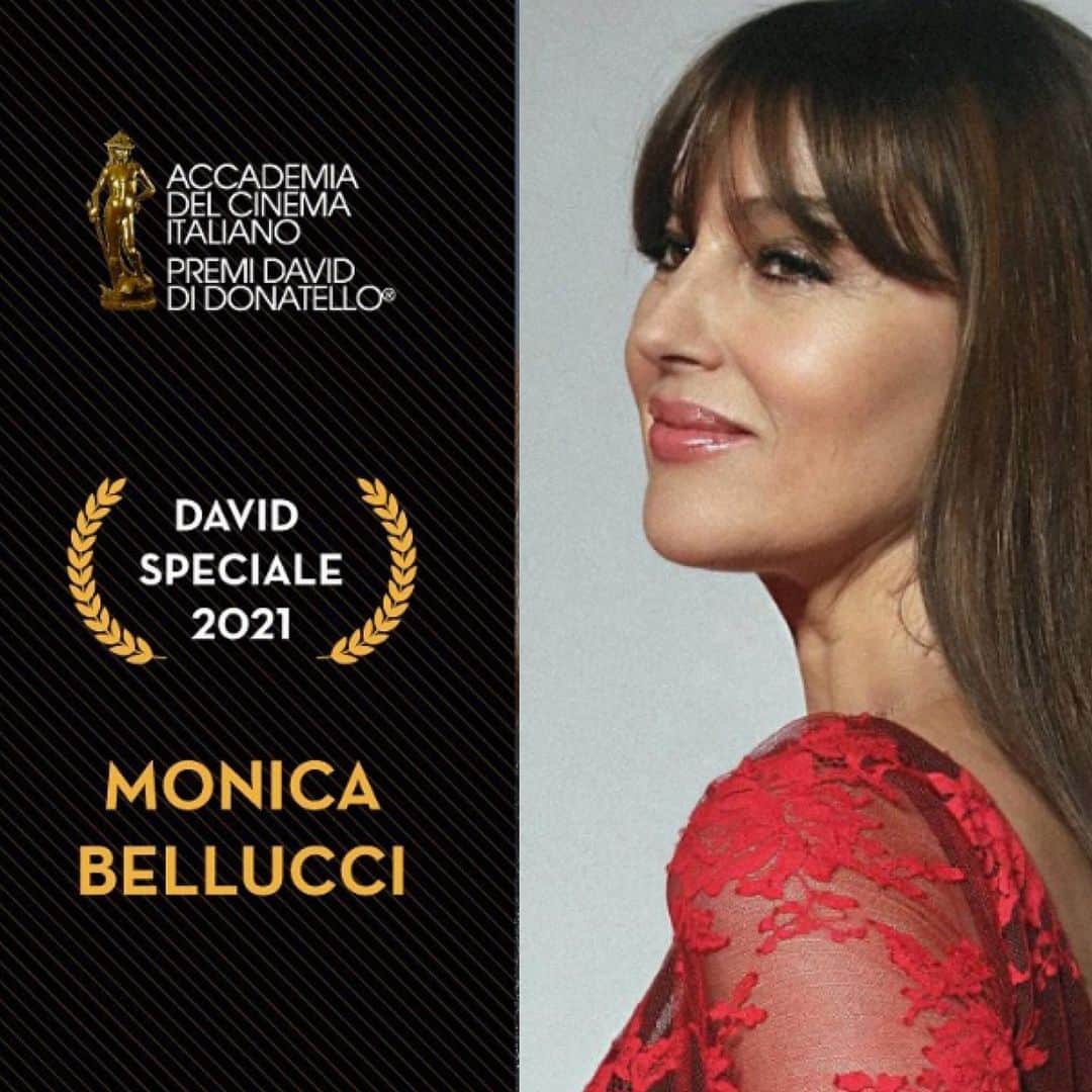 モニカ・ベルッチさんのインスタグラム写真 - (モニカ・ベルッチInstagram)「❤️Thank you to the Italian Academy of Cinema @premidavid and its President @piera.detassis  It is such an honor and emotion to receive this prestigious award “David Speciale 2021”. Thank you from the bottom of my heart ❤️   Dress @dolcegabbana   #monicabellucci#italian#academyawards#davidspeciale#award#thankyou#david2021#david66#grazzie」5月12日 5時25分 - monicabellucciofficiel
