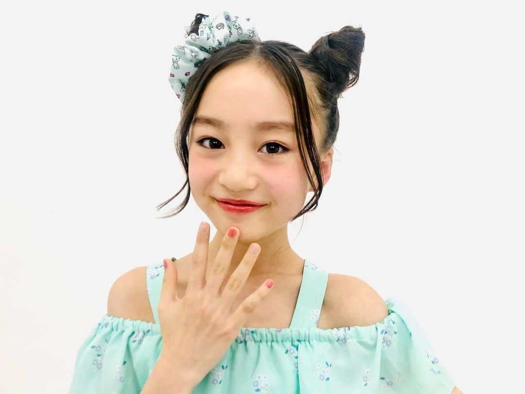 ニコ☆プチのインスタグラム：「💚  猫耳ユメナです🐈🍀✨  #カラフルデイズのMVみてね😉🌈 #飯尾夢奏 @beatcatsofficial」