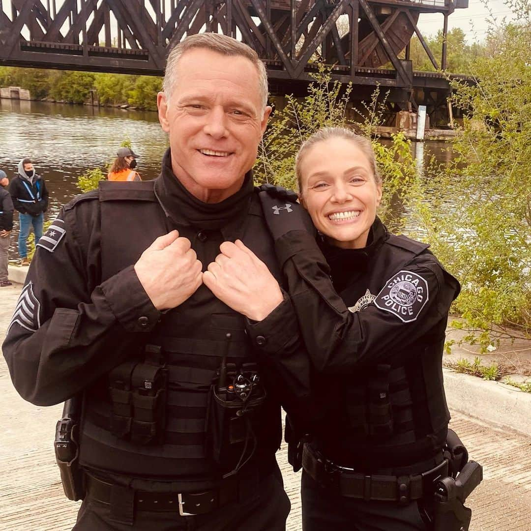 マリーナ・スコーシアーティさんのインスタグラム写真 - (マリーナ・スコーシアーティInstagram)「TONIGHT’S #chicagopd is a big one for Tracy!! If you like awesome episodes starring awesome people, turn in!! Get pumped! #upstead #chicagopd @nbconechicago #friends #family #hiatus」5月12日 21時18分 - marinasqu