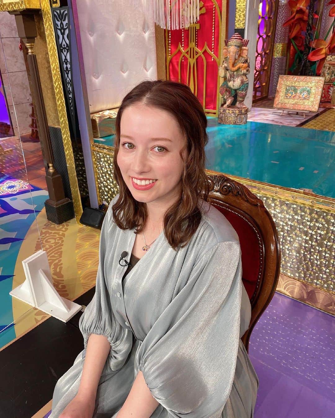 ドーキンズ英里奈のインスタグラム：「📺今夜くらべてみました ⠀ 観てくださってありがとうございます！ ⠀ ⠀ フォローもメッセージもありがとうございます。 DMも拝見しました✉️ ⠀ ⠀ ⠀ 今日までドキドキで… 自分では踏み出したけれど正直、不安でした。 ⠀ でも、みなさんからの応援が言葉が 嬉しくて嬉しくて。 ⠀ ⠀ とくにいまは、コロナ禍で… 思い通りにいかないことも沢山あるけれど 挑戦する気持ちは燃やしていいんだなと 思うことができました。 ⠀ ⠀ これからも、 どうぞよろしくお願いします！！ ⠀ ⠀ 後押ししてくださったスタッフのみなさま ヘアサロンのGARDEN Tokyoさま 素敵に撮ってくださった撮影スタッフのみなさま ステキなメイクをしてくださった @mifune2014 さん ありがとうございました！！ ⠀ ⠀ #今夜くらべてみました #頑張る」
