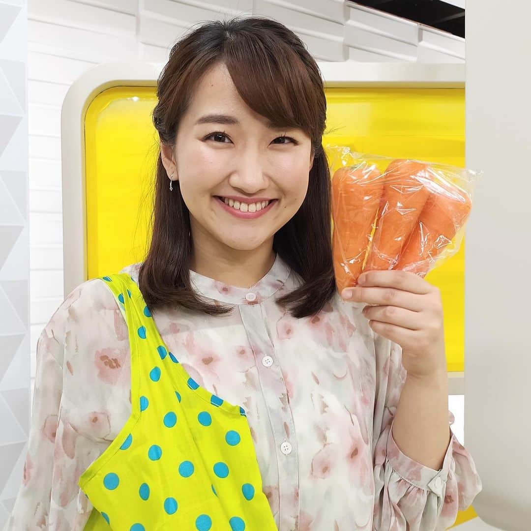 札幌テレビ「どさんこワイド朝」のインスタグラム：「あすのピックアップは、進化したエコバッグを特集します！  すっかり生活に欠かせないものになったエコバッグ、 日々のお買い物をより快適にするものをご紹介します！ . . #どさんこワイド朝 #西尾優希  #エコバック #エコバッグ  #にんじん  #なぜにんじん」