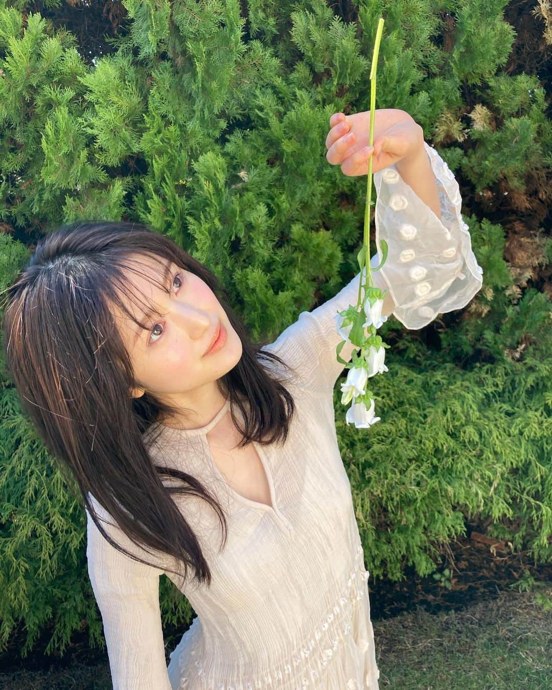 福本莉子さんのインスタグラム写真 - (福本莉子Instagram)「#whitegraph」5月13日 19時29分 - riko_fukumoto_