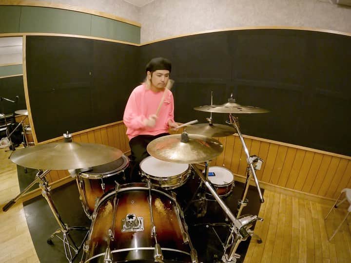 岡本啓佑のインスタグラム：「#drums  #pink  #pintaro」