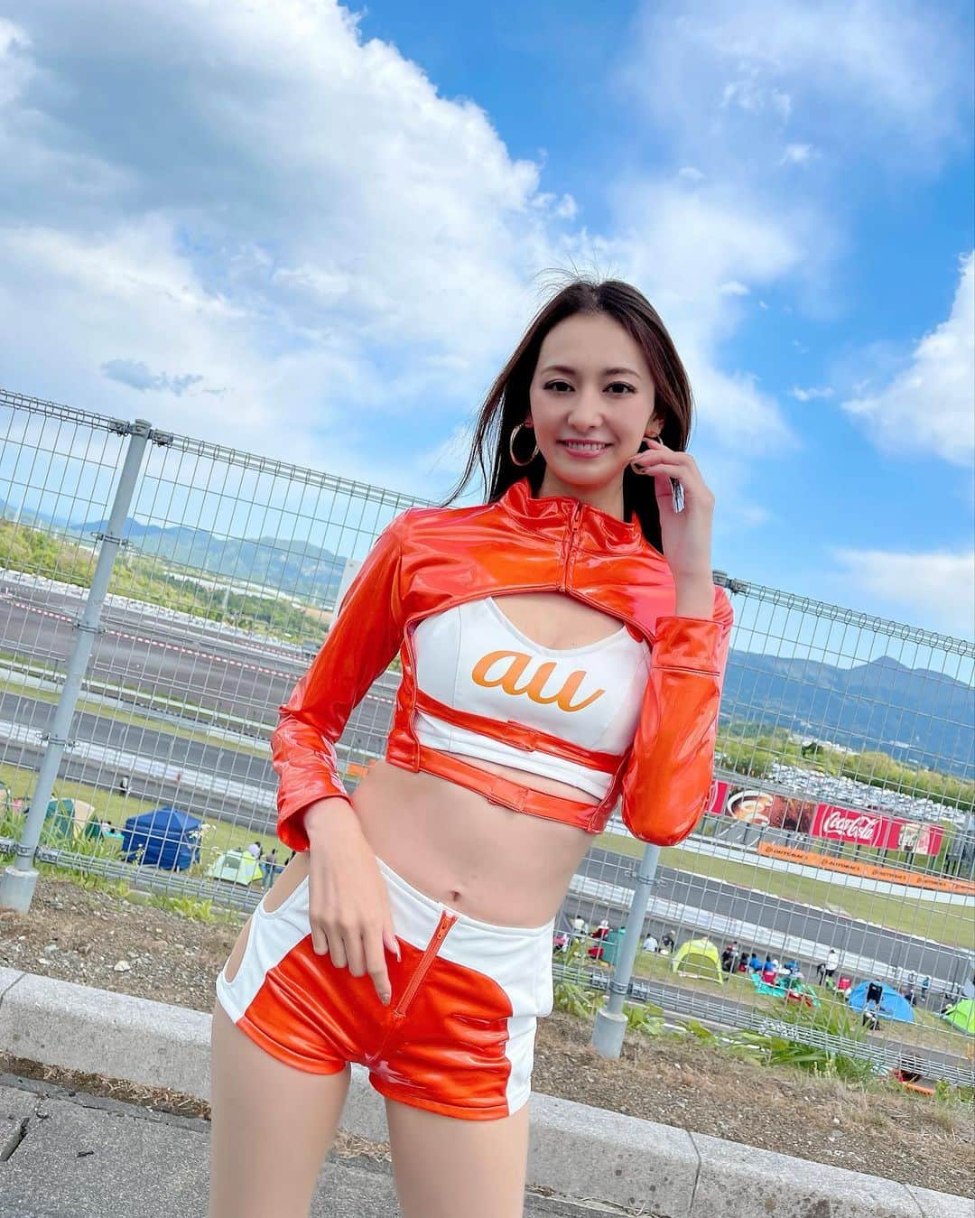 近藤みやびさんのインスタグラム写真 - (近藤みやびInstagram)「🧡🧡🧡  #レースクイーン #レースクイーンオブザイヤー #auサーキットクイーン #2021 #モータースポーツ #supergt #富士スピードウェイ #fsw #au #モデル #グラビア」5月13日 12時23分 - miyabiiiii_kondooooo