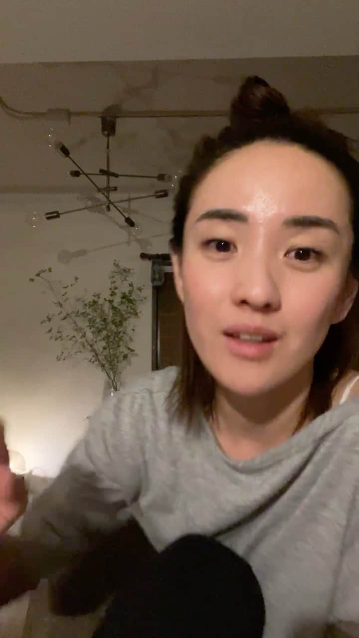 秋定麻紀子のインスタグラム：「中途半端になっちゃうけど」