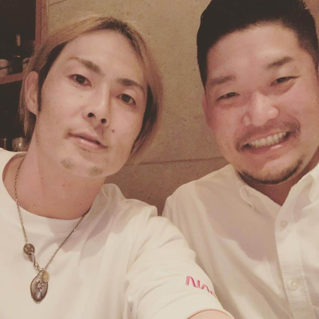 石川雄洋さんのインスタグラム写真 - (石川雄洋Instagram)「頑張っていると思うけど、頑張れ👍 君なら乗り越えられる✨  また、いつものように元気な声で電話して来るの待ってます。笑 * #筒香嘉智」5月13日 15時20分 - takehiro.ishikawa_official