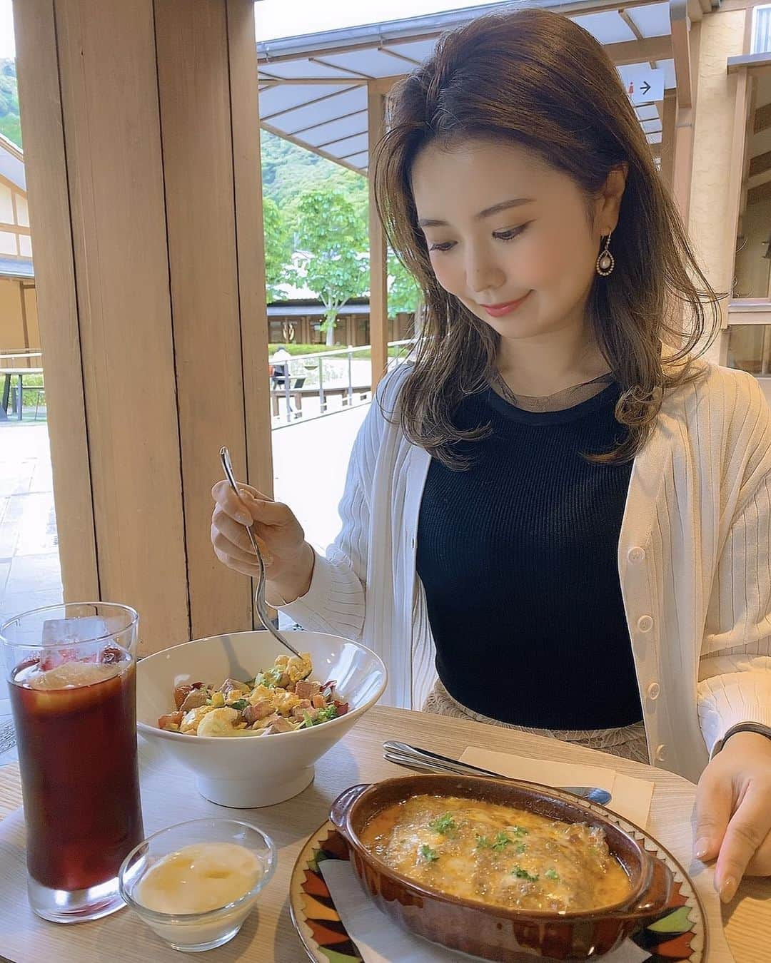 大槻有沙のインスタグラム：「新しくなった匠宿のカフェに行ってきた☕️！  HACHI&MITSU.  めちゃくちゃ綺麗になってて落ち着く空間でした☺️  ・ #静岡  #丸子 #匠宿 #カフェ #SBSテレビ #soleいいね #静岡発そこ知り #SBSラジオ #静岡放送 #鉄崎幹人のWASABI #WASABI #アナウンサー #大槻有沙 #follow #followme #instagood #instadiary #instalike #instamood #instalove #instafollow」