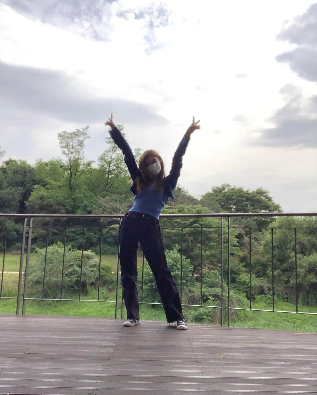 ITZYさんのインスタグラム写真 - (ITZYInstagram)「LIA's VLOG on ITZY YouTube🎤 Now check it out!💙」6月11日 18時22分 - itzy.all.in.us