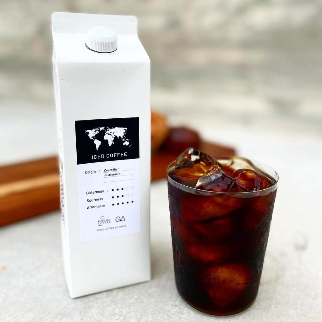 のインスタグラム：「【THEGATE × POSSE COFFEEコラボオリジナルICECOFFEE♫】  当店スタッフと @posse_coffee が厳選して選んだオリジナルICECOFFEEが遂に明日より販売♫  ◎選んだ複数のコーヒー豆を 混ぜ合わせる事でコーヒー豆の種類や産地、焙煎度合いなどによって、コーヒーの味わいや風味は変化します♫  キャンプの朝のシーンで爽やかにスッキリ飲んで頂ける様 そんな味わいを目指しました^_^  当店スタッフとPOSSEさんで何度も試飲して選び 遂に出来上がりました🙌🙌  ミルクを入れてカフェ・オ・レにも◎ 毎朝の朝食のお供にも♫  ■THEGATE ×POSSE COFFEE ■ICE COFFEE ■1,000ml ■税込価格¥750  ■THE GATE 福井県福井市定正町1216 TEL 0776-97-8848   営業時間：11:00~19:00(水曜定休) ＝＝＝＝＝   #THEGATE #THEGATE  #sundaymountain #サンデーマウンテン #福井#fukui #アウトドア #アウトドアショップ #アウトドアスタイル #キャンプ #アイスコーヒー #ICECOFFEE #コーヒー  #coffee  #アウトドア #アウトドアショップ #アウトドアファッション #キャンプ #キャンプギア #ハイキング #福井  #アウトドア女子 #アウトドア男子 #アウトドア好きな人と繋がりたい  #キャンプ好きな人と繋がりたい  #アウトドアコーデ #カフェオレ #キャンプ飯」