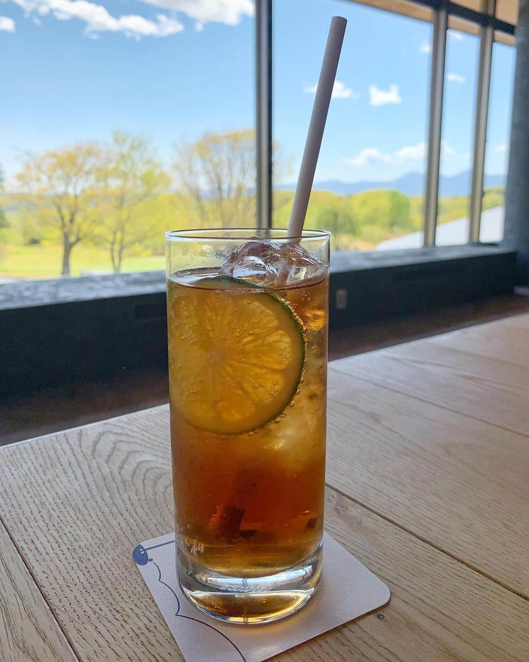 とくさきさんのインスタグラム写真 - (とくさきInstagram)「こんばんは⭐️ . 4月のレーサムでのコーデ⛳️❤️ @chucuchu_official のセットアップ😌 . そしてとにかく @the_raysum は何もかもがハイクオリティだった🥺❤️ . 天気が良かったこともあって一段とコースが綺麗に見えたよ✨💕 ご飯も美味しくて、ラウンド後のカフェでのゴーフルもめちゃくちゃ美味しかった🤤❤️ . 写真で少しでも雰囲気が伝わるといいな✨😌 . 今日も1日お疲れ様でした😍 .  #ゴルフ#ゴルフ女子#golf#golfgirl#golfswing#ゴルフスイング#sports#スポーツ#スポーツ女子#골프#골프여자#尔夫球#高尔夫#ゴルフウェア#golfwear#群馬#レーサム#theraysum」6月11日 19時55分 - tokusaki_golf