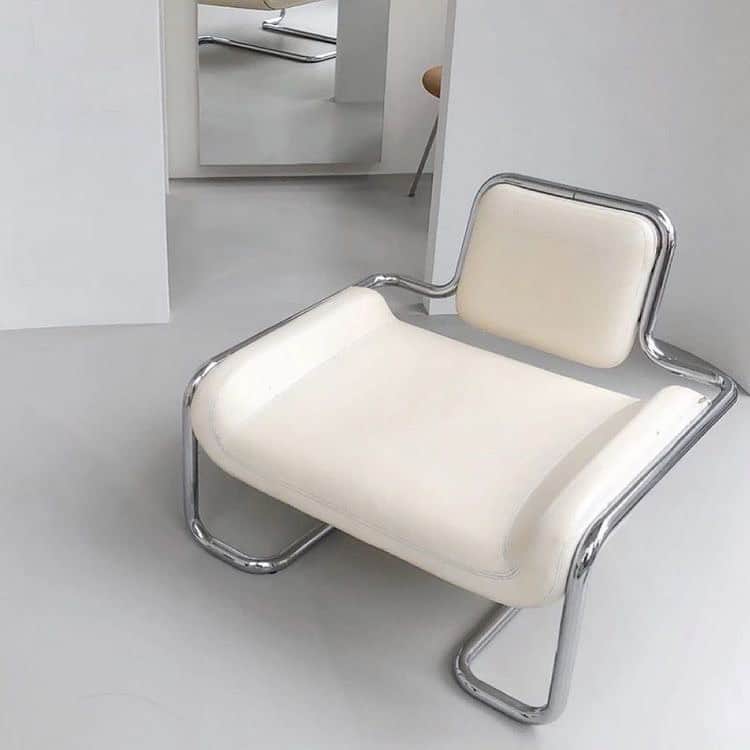 山賀琴子さんのインスタグラム写真 - (山賀琴子Instagram)「インテリア見るの大好き😛  おしゃれな椅子が欲しいな💭  #inspiration#interiordesign」6月11日 21時06分 - kotokoyamaga